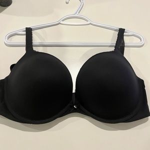 Padded Black bra with underwire